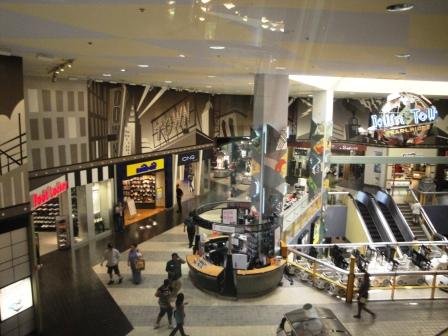 Pearlridge Shopping Center: A Wonderful Shopping Alternative